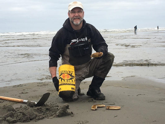 Spring Razor Clam Digs - Willapa Marine & Outdoor