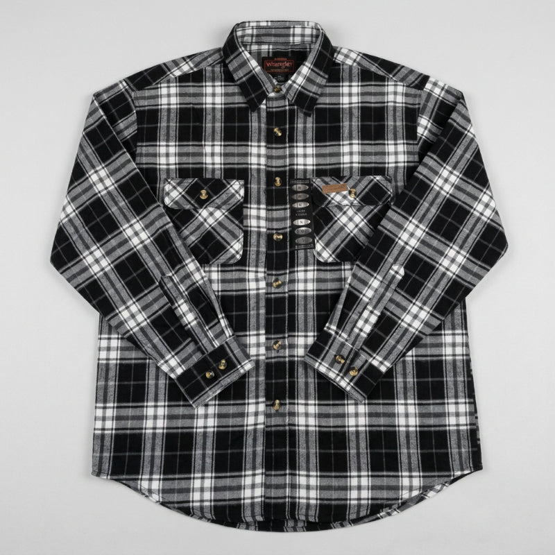 Hickory Shirt Co Lightweight Button-Front Plaid Flannel Shirt in Black/White-Willapa Outdoor